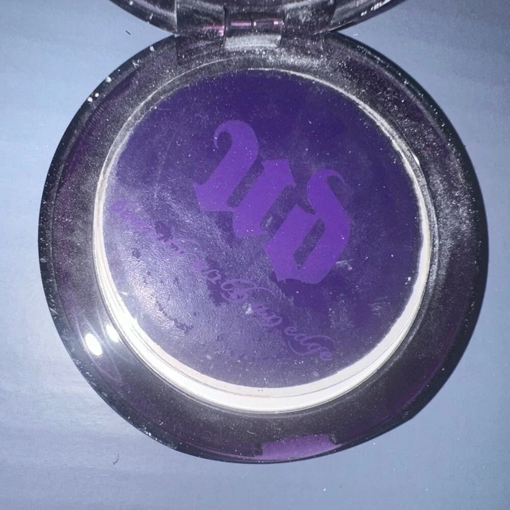 Urban Decay Deslick Mattifying‎ Powder face